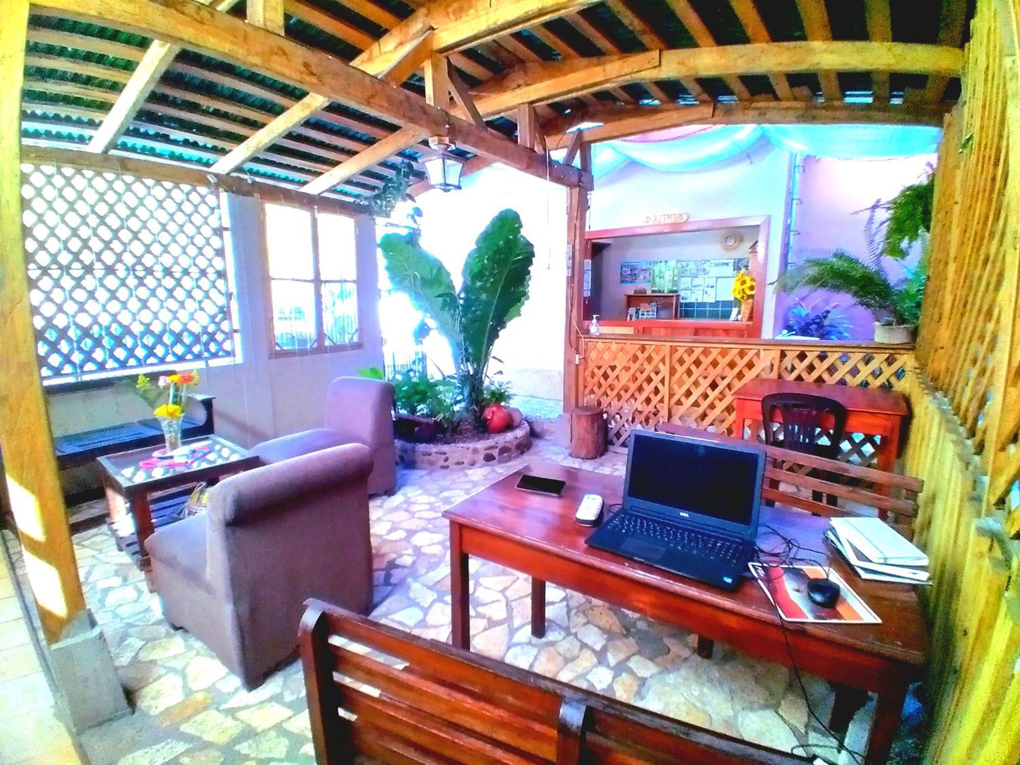 Hotel Rosalila Copán Exteriör bild